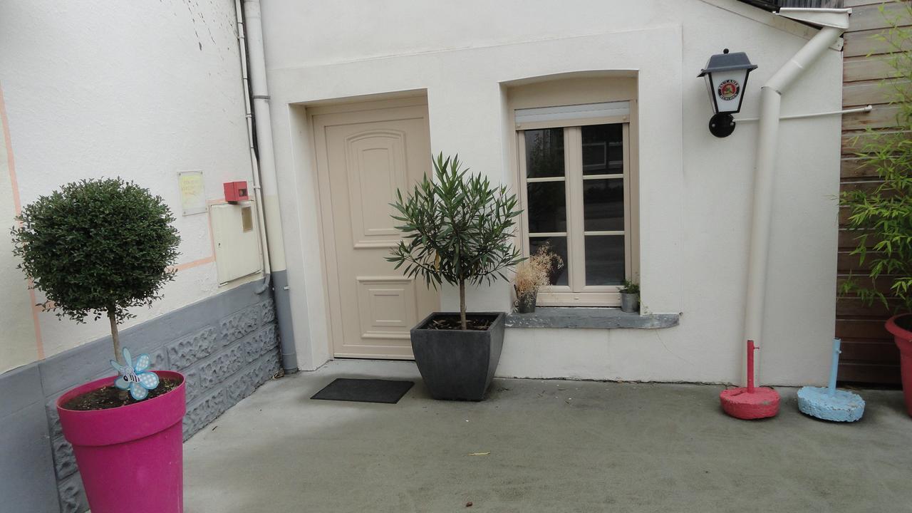 Le Quai 3 Hotel Châteaubriant Exterior foto